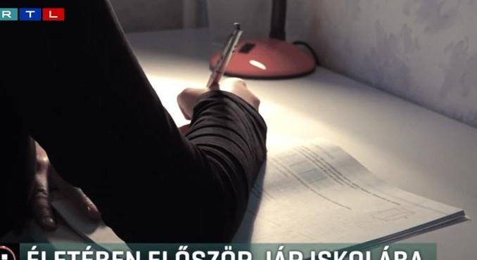Életében először jár iskolába a 14 éves magyar–olasz lány