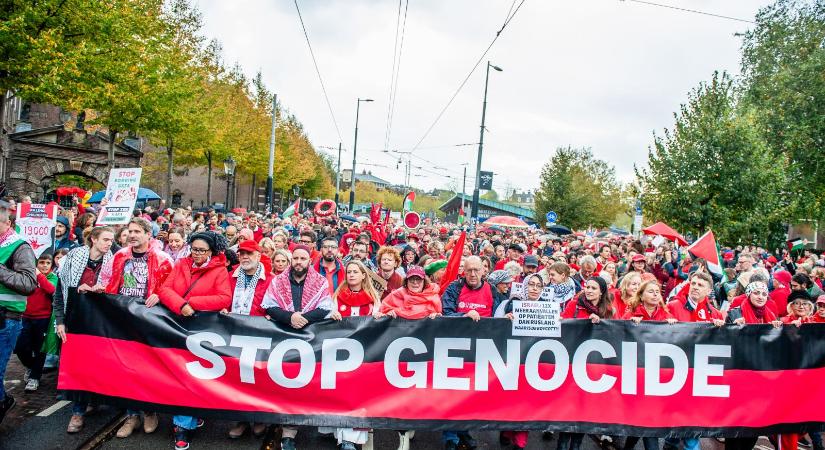 Százezrek tüntettek Amszterdamban a gázai háború ellen
