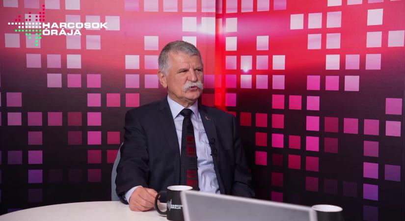 Kövér László: Másokon vezetik le saját frusztrációjukat a lökdösődő humoristák " videó