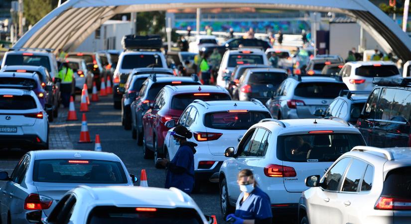 Autókra lövöldözött egy fegyveres Sydney-ben, sokan megsérültek
