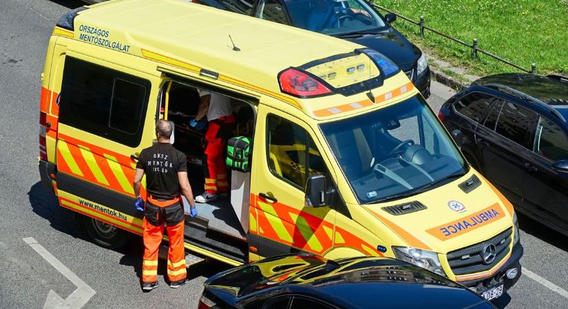 Kamionok ütköztek össze az M0-áson, hihetetlen dugó alakult ki