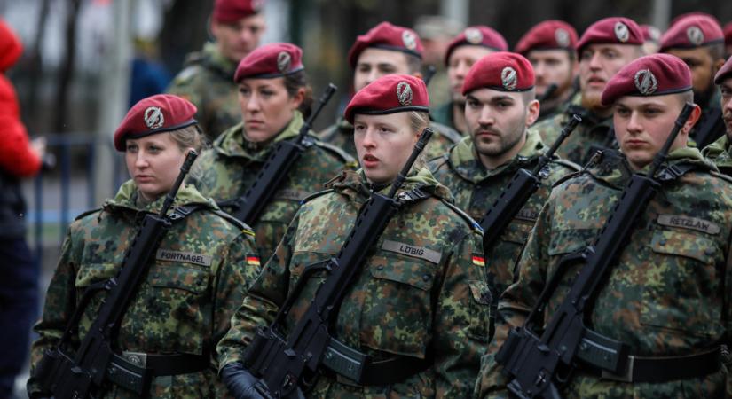 A bajor kormányfő teljesen kiakadt, hogy még nem vezették be a kötelező sorkatonaságot Németországban