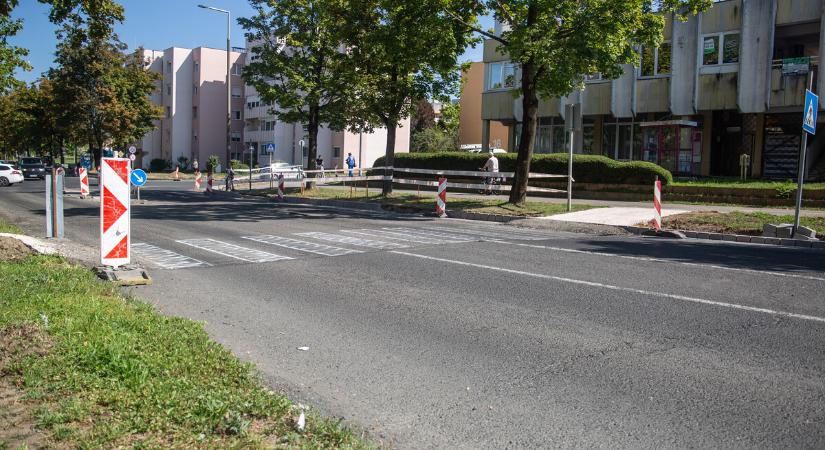 Útlezárások és forgalomkorlátozás a Hevesi Sándor utcán kedden és szerdán