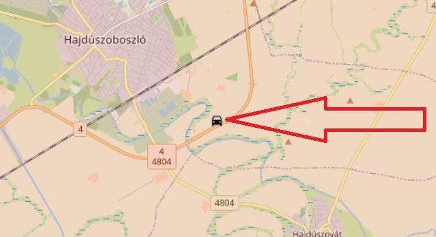 Kamion és személyautó ütközött a 4-esen