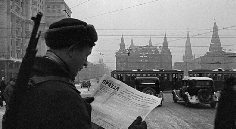 Gyanús halálesetek Oroszországban: a Pravda egykori vezetője zuhant ki az ablakon