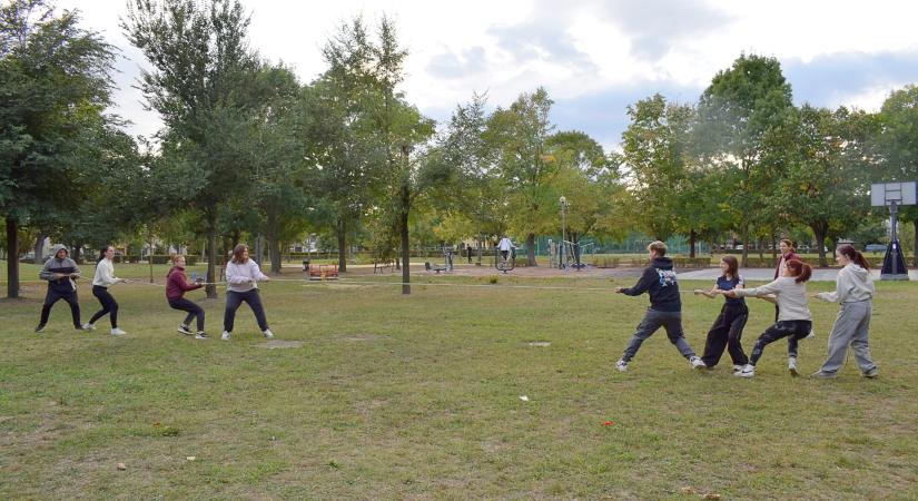 Gólyanapot rendeztek a Cseresnyés kollégiumban