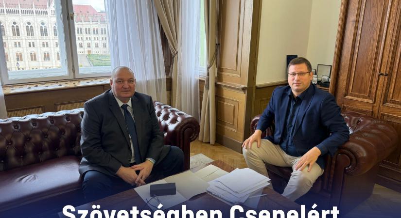 Mit vétett Gulyás Gergely, hogy Németh Szilárd ezt a fotót posztolta ki róla?