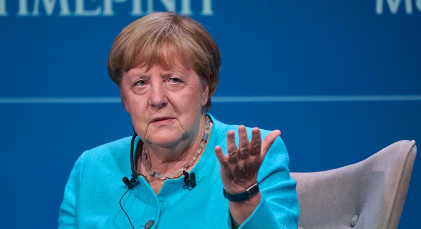 Merkel mindenkit meghökkentett: Lengyelországot és a balti államokat vádolta, hogy „elindították” az ukrajnai háborút
