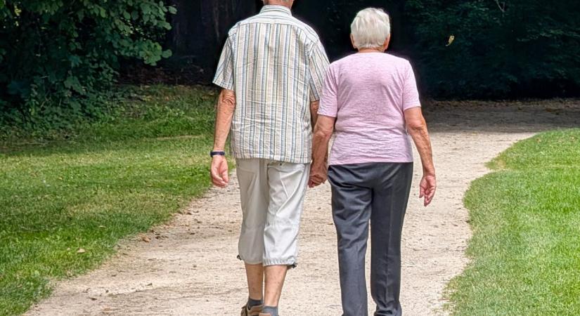 Egy német kutatás szerint minél idősebb az ember, annál boldogtalanabb