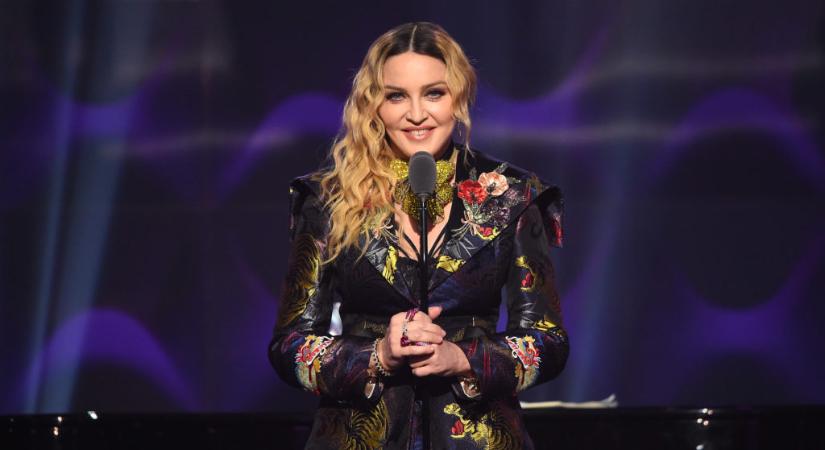 Madonna Post-it cetlikre jegyzetelve vezette le eddigi életének fontos eseményeit