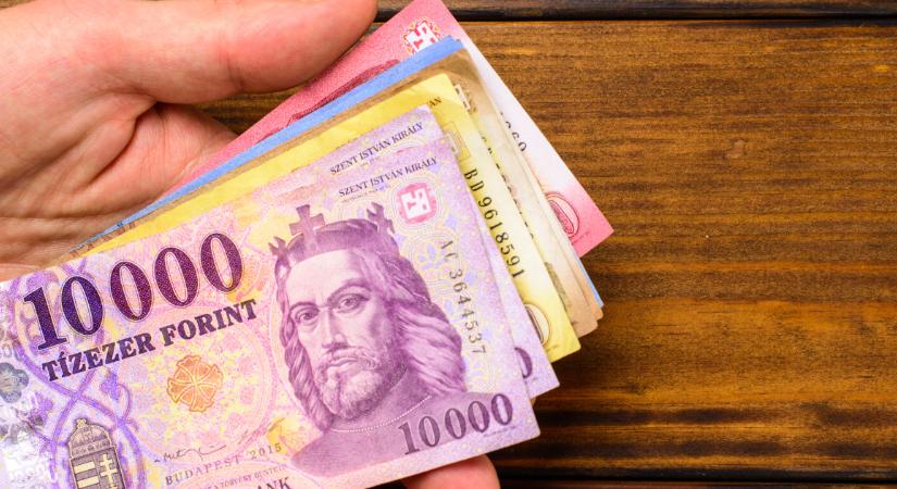 Legálisan kerülik az adózást a magyarok, ilyen számlákat kezdtek el nyitni
