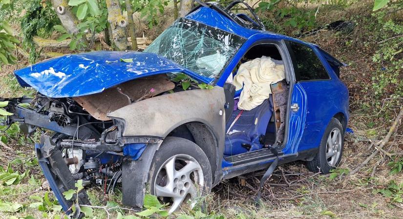 Súlyos baleset történt Kisapostagnál, lezárták a 6-os főutat