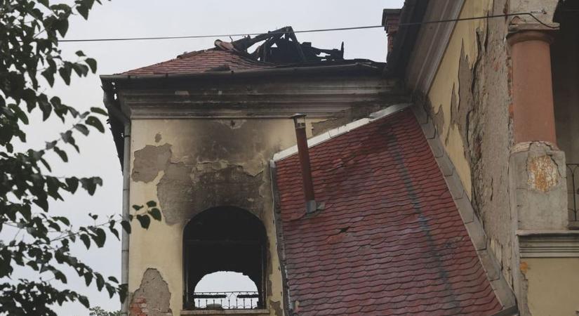 Lángokban állt Miskolc ikonikus épülete – kiderült, mi lett a bent rekedt családdal