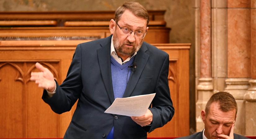 A DK-s Komáromi Zoltán igazságbiztosítást mondott egészségbiztosítás helyett