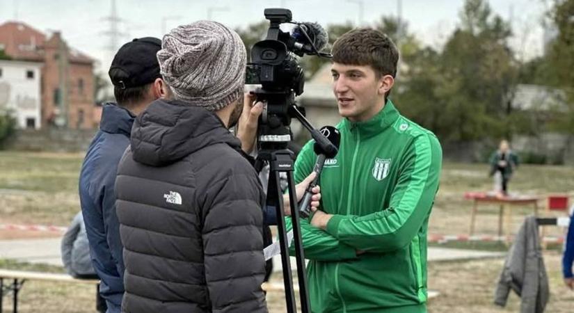 A világcsúcs megdöntéséért érkezett Szegedre a szombathelyi atléta