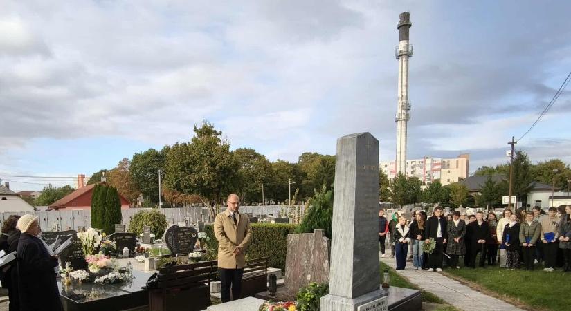 Az aradi vértanúkra emlékeztek Nagymegyeren