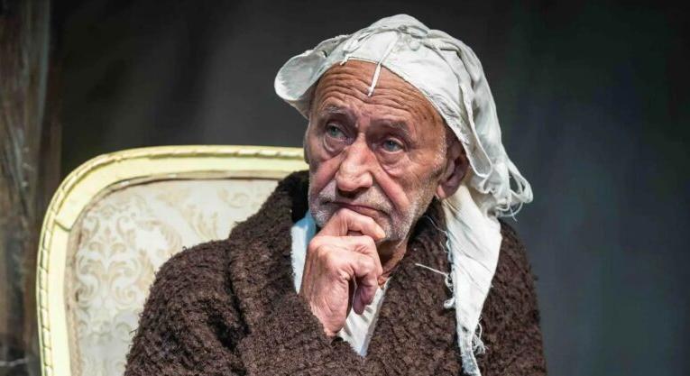 25 éve látható a Képzelt beteg Reviczky Gábor főszereplésével a Pesti Színházban