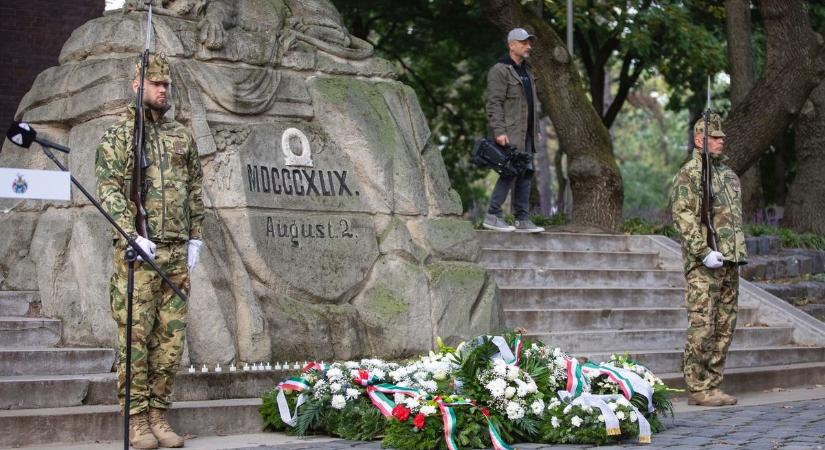 „Nem véletlen, hogy nekünk, magyaroknak a legtöbb nemzeti ünnepünk a szabadságról szól...” – fotókkal, videóval