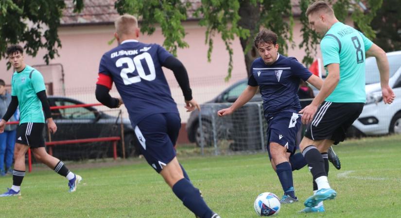 Nagy különbségű győzelmet aratott a Nyárlőrinc a Dusnok felett – fotók