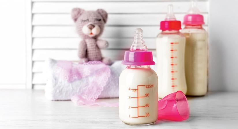 Megmaradt anyatejjel akart segíteni egy anyuka, nem vitték el tőle, ezért a lefolyóba öntötte