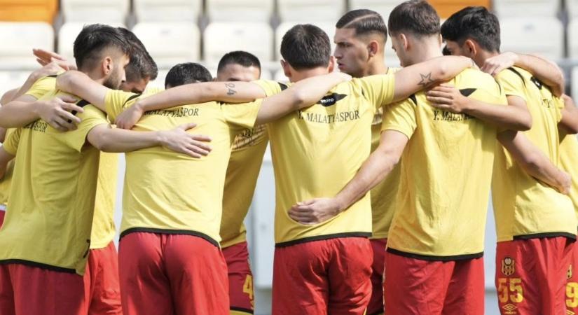 Hét forduló után -41 ponttal áll egy focicsapat a bajnokságában