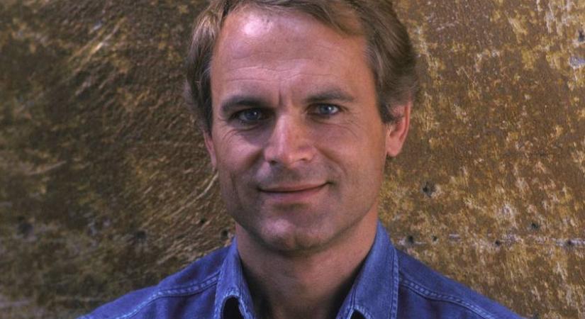 A 86 éves Terence Hill mosolygós, friss fotóját imádják a rajongók: ennyit változott a színészlegenda