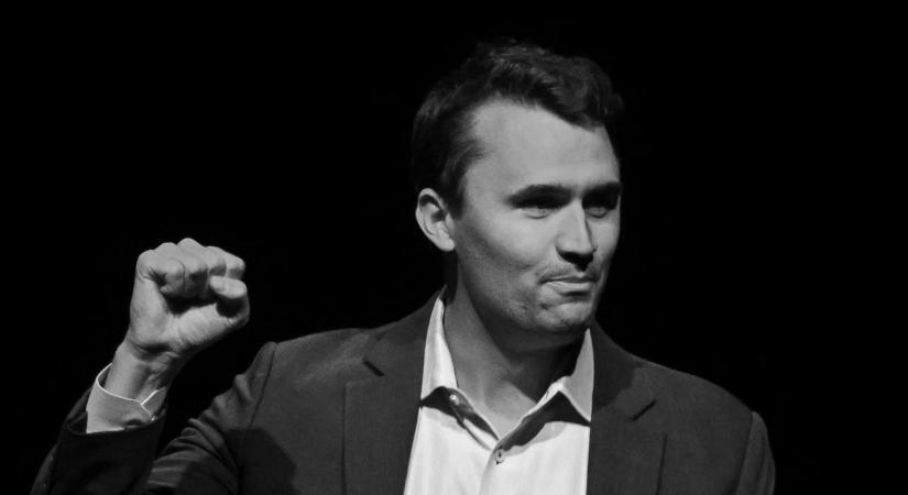 Ennyit az Európai Parlamentről: közel egy hónapba telt, mire képesek voltak megemlékezni Charlie Kirkről