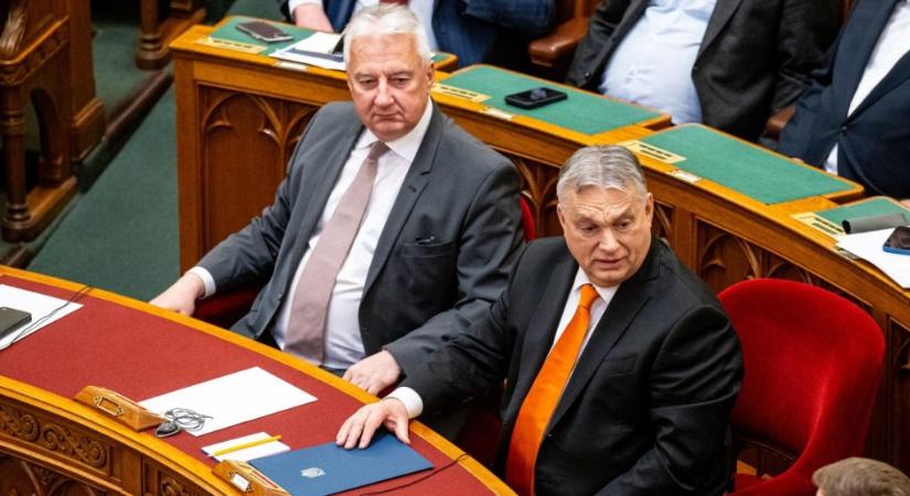 Rendkívüli ülés dönt a háborús veszélyhelyzetről
