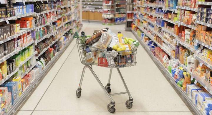 Életbe lépett a változás: eltűnnek a magyar boltok polcairól a trappista sajtoknak nevezett készítmények