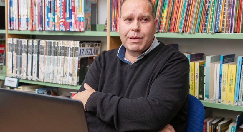 Országos Könyvtári Napok Székesfehérváron: szavalás, beszélgetések és afrikai utazások (galéria)