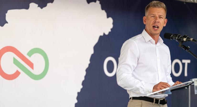 A Tisza Párt úgy tudja, az applikációjukat nem törték fel, de többen ráismertek magukra a kiszivárogtatott adatbázisban