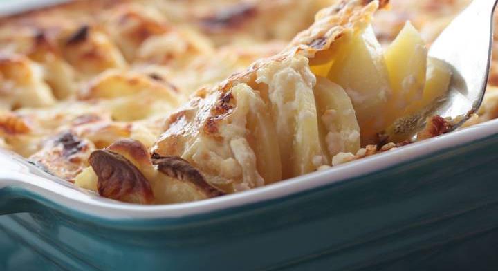 Ínycsiklandó karalábégratin: francia klasszikus a konyhában