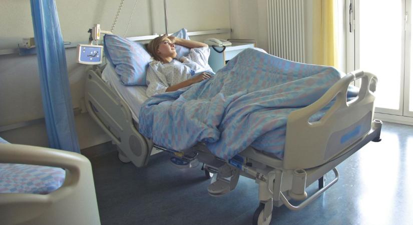 „Csőgyomorműtét miatt éhen haltam – a ketchupos szendvicsek mentették meg az életemet”