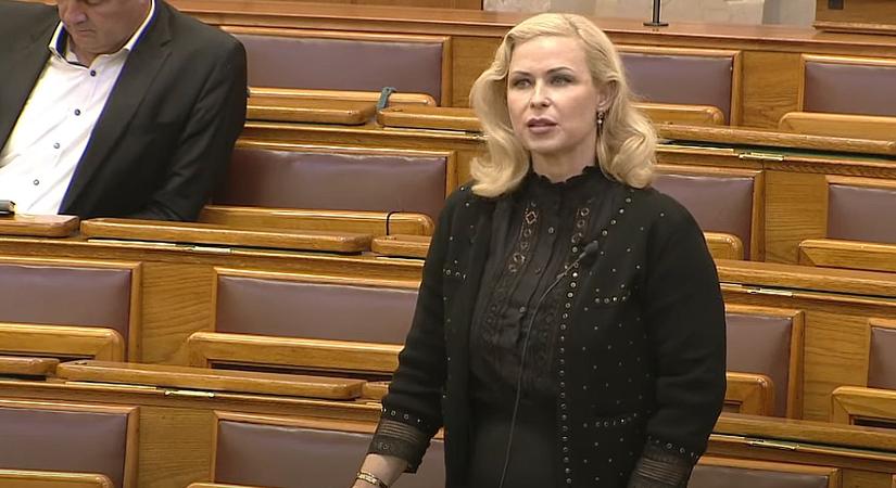 Juhász Hajnalka: Minden támadás csak megerősít minket (VIDEÓ)