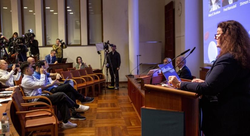 Már egy napja megnyerte a Nobel-díjat ez az amerikai kutató, de még mindig nem tudták elérni, hogy közöljék vele a jó hírt