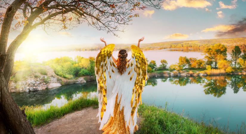 Október hónap angyalai: Mihály, Azrael, Haniel és Uriel üzenetei