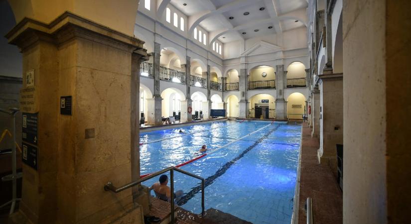 Vitézy szerint Karácsonyék beáldozzák a fürdőkultúrát a turistákért
