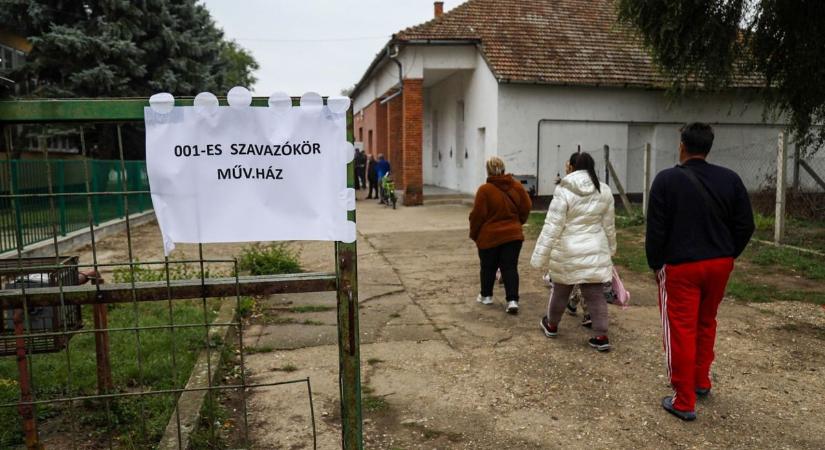 „Lesz-e béke Tiszaburán? Meglátjuk” – a település újraválasztott polgármesterét kérdeztük