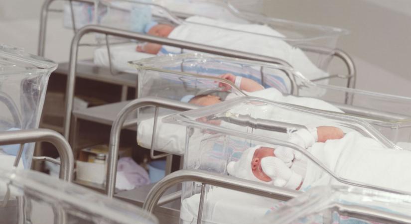 Összecseréltek két újszülöttet a kórházban, 35 év után derült csak ki