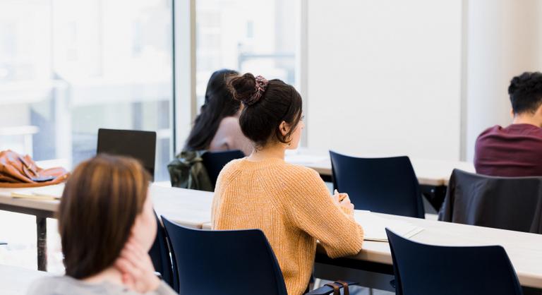 NMHH: csökken az újságírószakma vonzereje