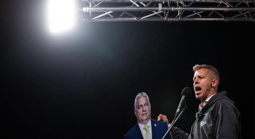 Orbán Viktor: Lassan az országszerte körbehurcolt kartonbábumról is kiderül, hogy ukrán gyártmány