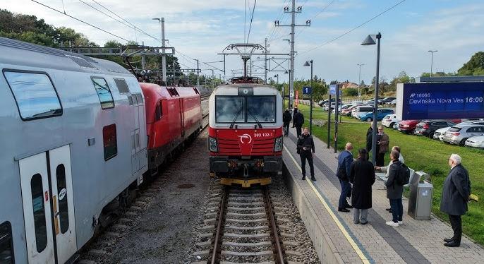 Megújul a vasúti utazás lehetősége a pozsonyi főpályaudvarról Bécsbe