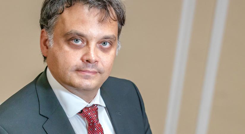 Latorcai Csaba: A kereszt Isten ereje