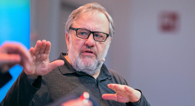 Slavoj Zizek: „Trump fasiszta, de egy libertárius fasiszta”