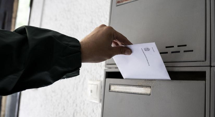 Hétszázezer környékén van az eddig kiküldött nemzeti konzultációs ívek száma