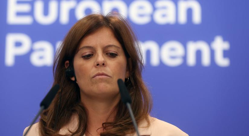 Ilaria Salis antifa terrorista továbbra is „élvezheti” az EP mentelmi jogát – tájékoztatott róla Kovács Zoltán