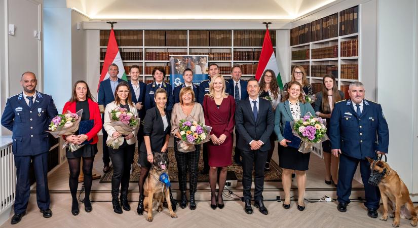 Immár harmadik alkalommal adtak át állatvédelmi szakmai díjakat az Állatok Világnapja alkalmából