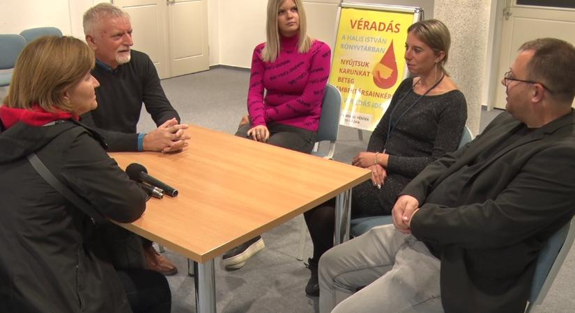 Pénteken a könyvtárban lesz véradás
