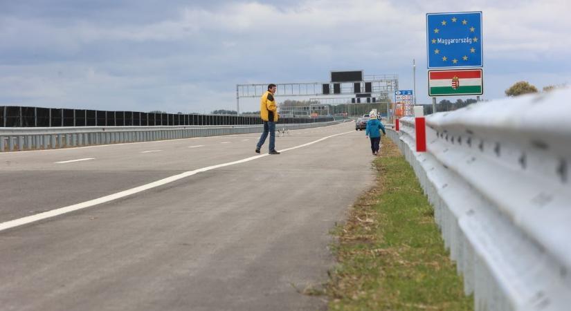 Megnyílt az M6-os a határig – két órán belül Budapestről Eszékre érhetünk! (videó és képgaléria)