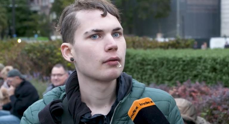 „Kalap, kabát, azt’ elmenni a fenébe”